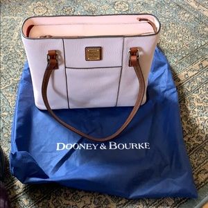 Pebble Grain Leather, shoulder bag, brand new